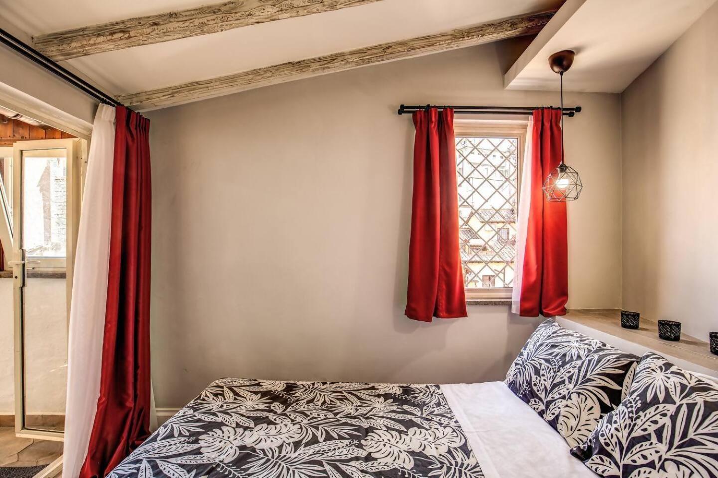 Attic With Terrace By Trevi Fountain Apartment Roma Exterior foto