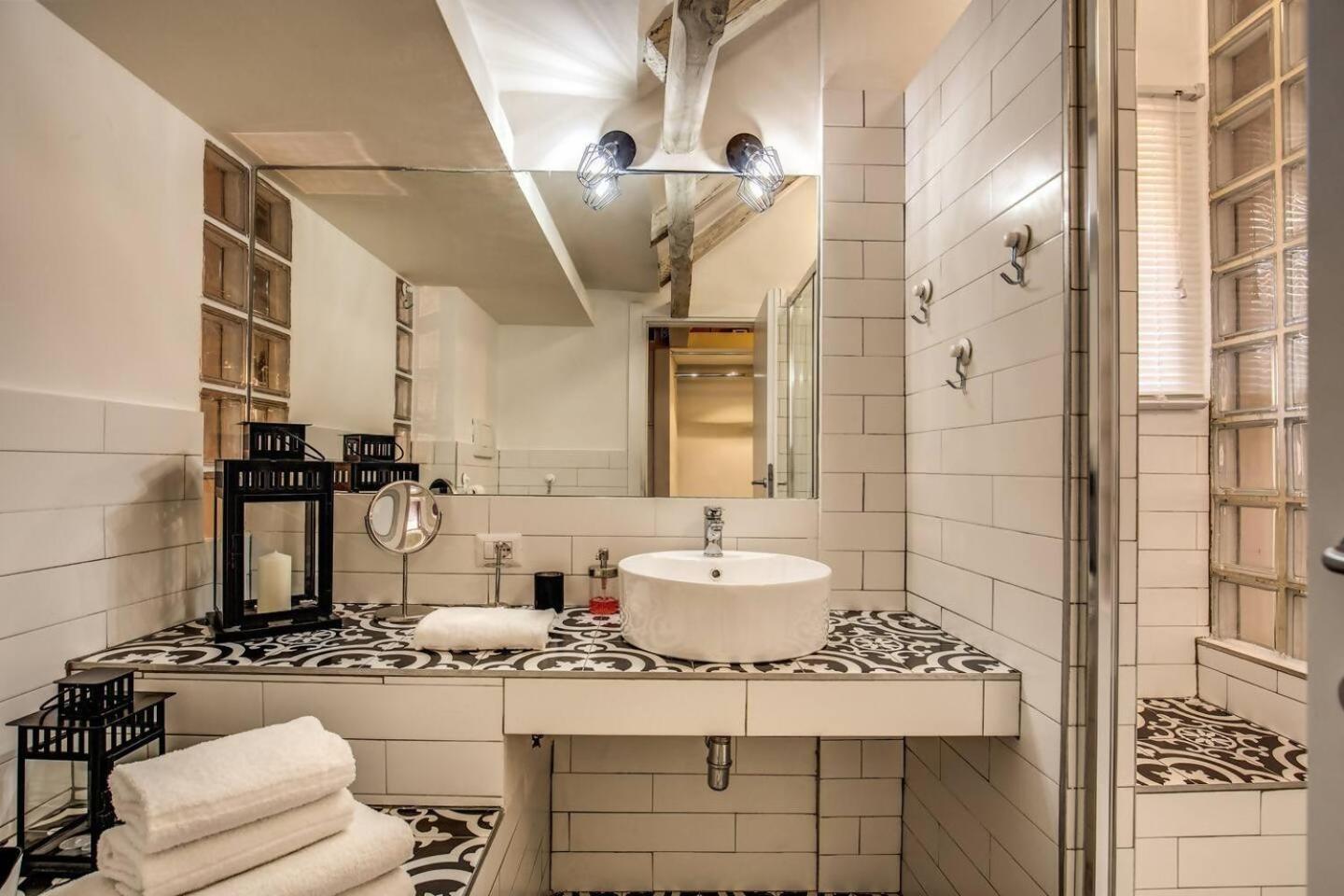 Attic With Terrace By Trevi Fountain Apartment Roma Exterior foto