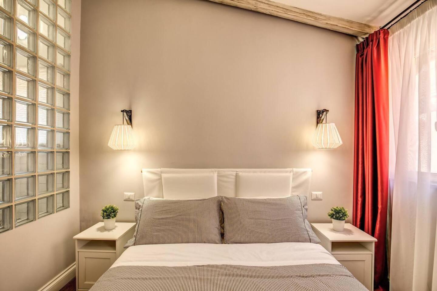 Attic With Terrace By Trevi Fountain Apartment Roma Exterior foto