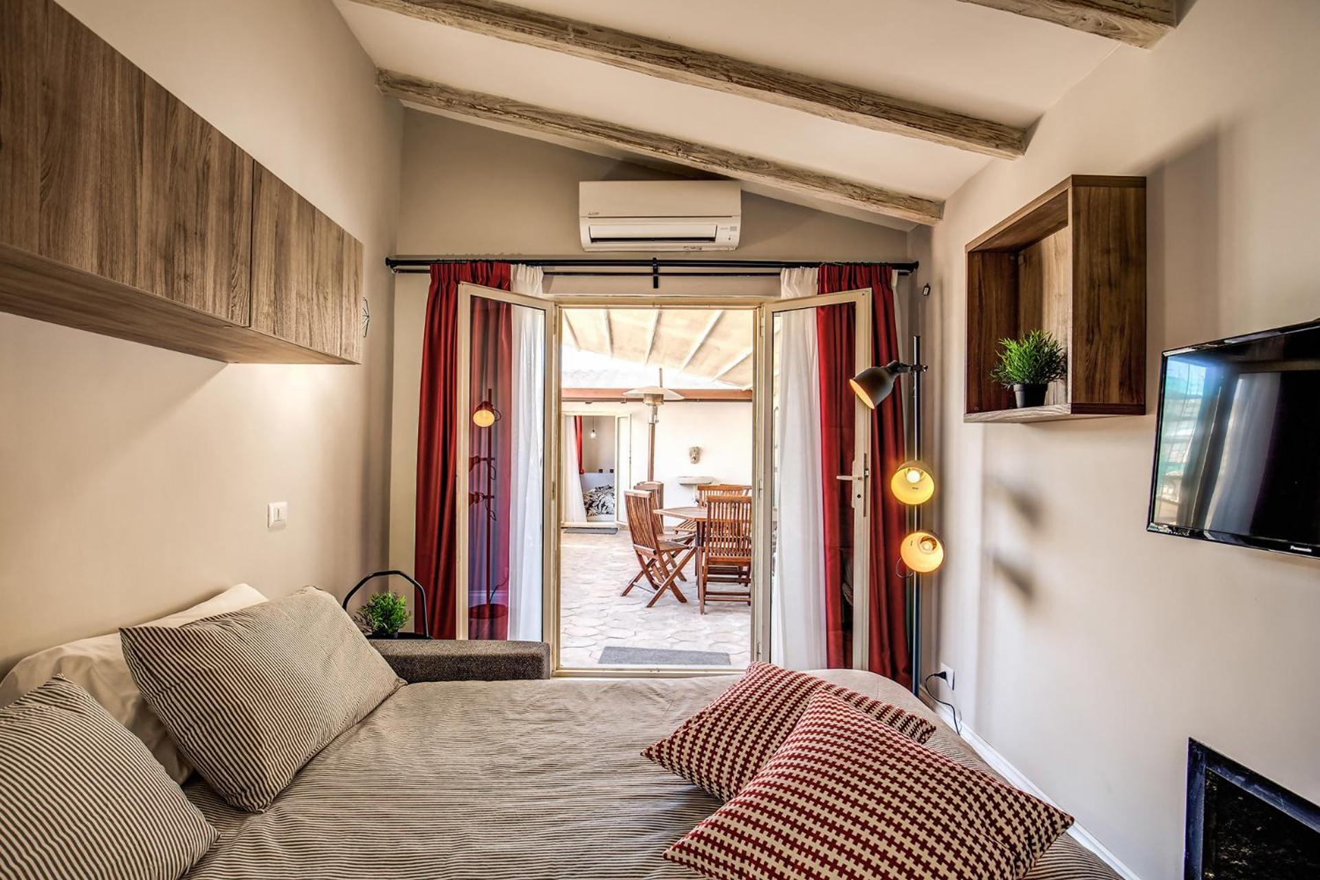Attic With Terrace By Trevi Fountain Apartment Roma Exterior foto